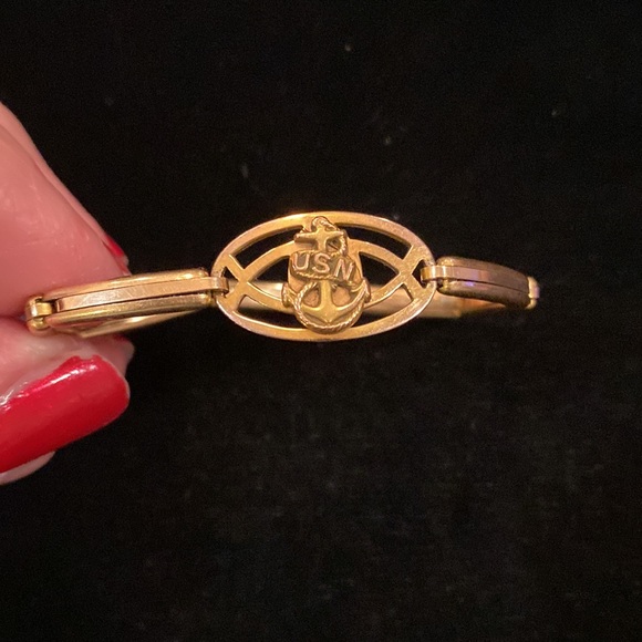 Child’s GF Expansion Bracelet USN Emblem